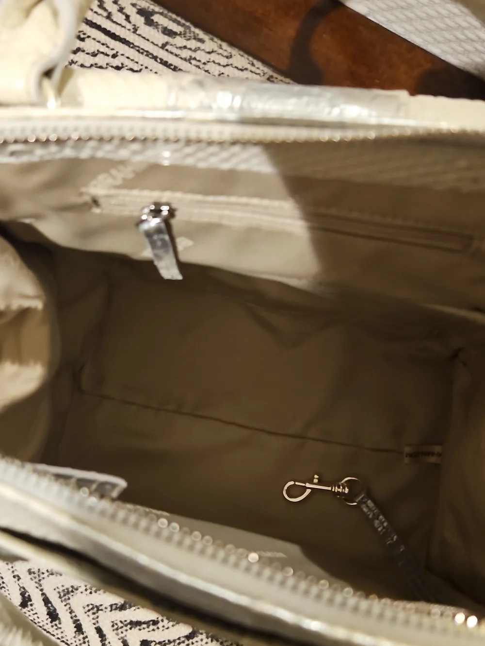 Brahmin small caroline
